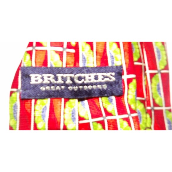 Britches Great Outdoors Tie Colorful Red and Green 100% Silk Handmade in Italy - Picture 3 of 3